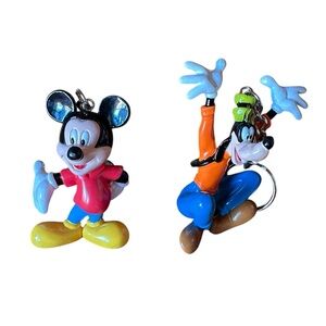 Disney Mickey Mouse & Goofy Keychains Lot of 2 PVC Key Ring Charms Cartoon Toy